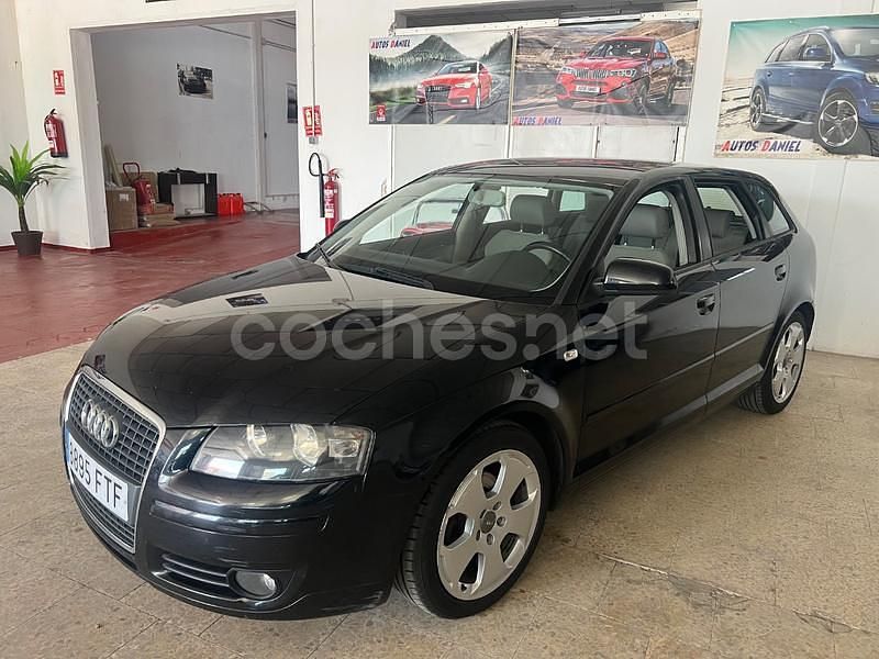 Negro Usado 2008 Audi A3 Sportback Ambiente Berlina | 3900 € (Precio justo) - Imagen 1/4