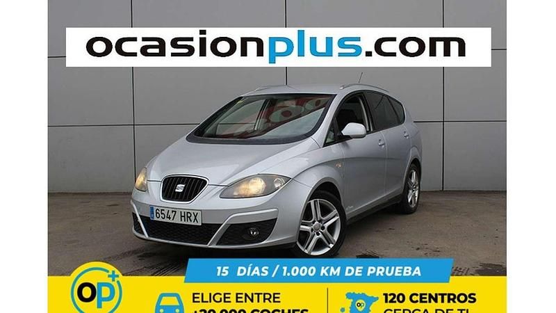 Usado Seat Altea XL Style 105 CV (77 kW) 2013 Plateado Monovolumen