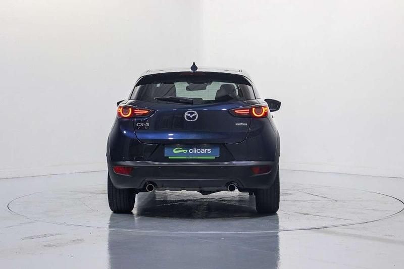 Usado Mazda CX-3 121 HP (88 kW) 2021 Azul SUV