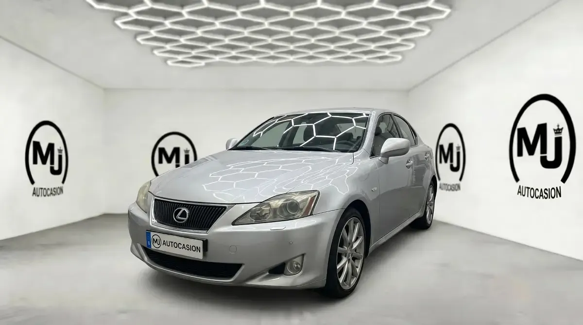Usado Lexus IS250 President Line 208 CV (152 kW) 2006 Gris Berlina