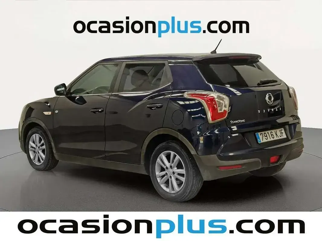 Usado SsangYong Tivoli 116 CV (85 kW) 2018 Azul SUV