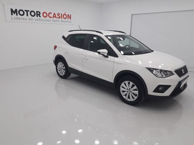 Usado Seat Arona Style 95 CV (69 kW) 2018 Blanco SUV