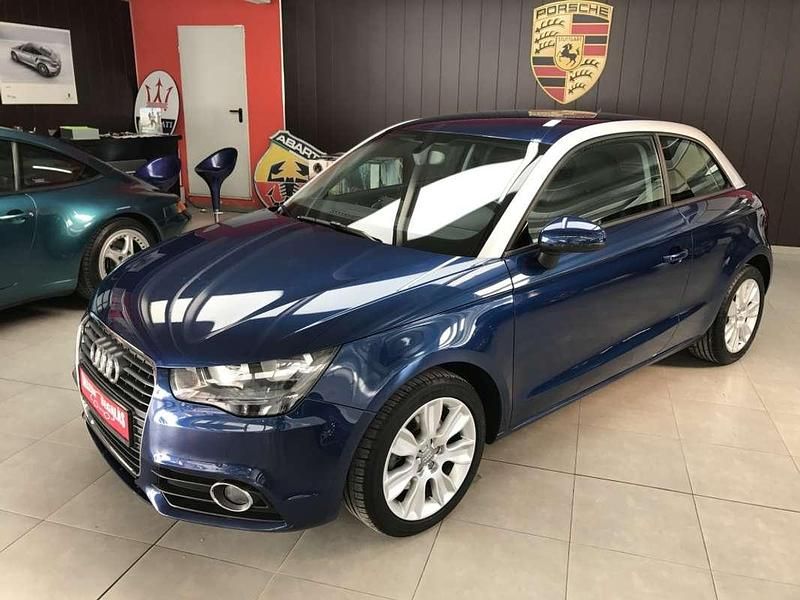 Usado Audi A1 Ambition 122 CV (89 kW) 2011 Azul Utilitario