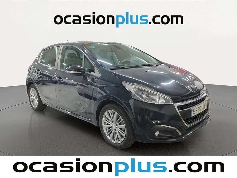Usado Peugeot 208 Signature Sky 82 CV (60 kW) 2019 Gris Utilitario