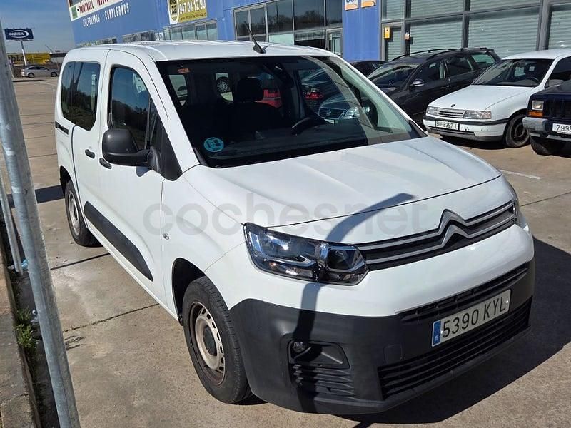 Usado Citroën Berlingo Live 102 CV (75 kW) 2019 Blanco Monovolumen