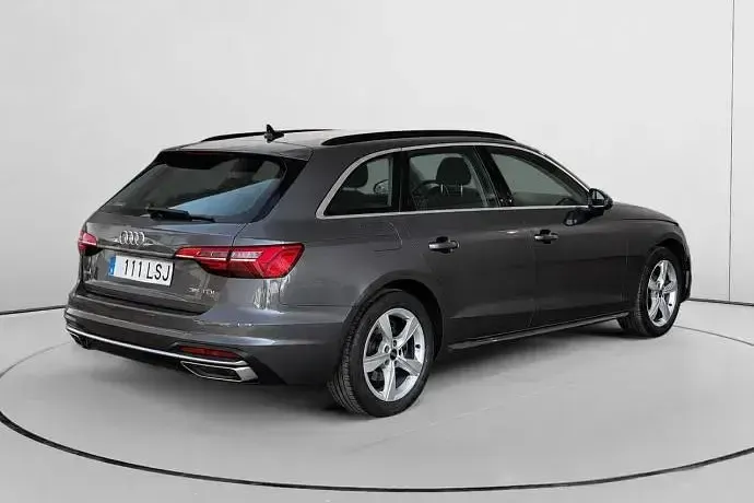 Usado Audi A4 Advanced Plus 163 CV (119 kW) 2021 Gris Familiar