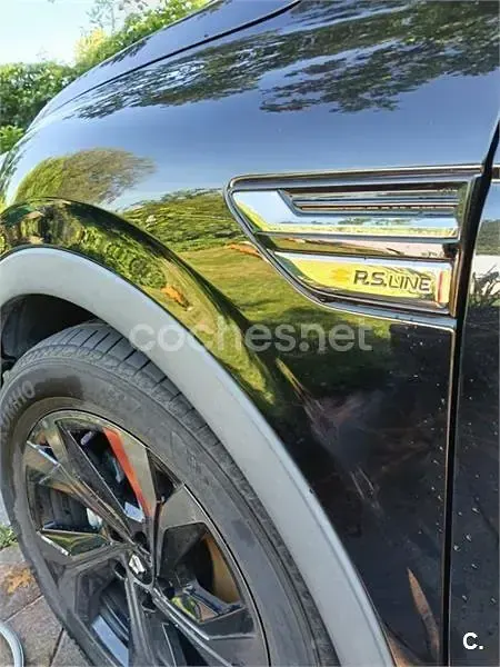 Usado Renault Arkana Equilibre 145 CV (106 kW) 2022 Negro SUV