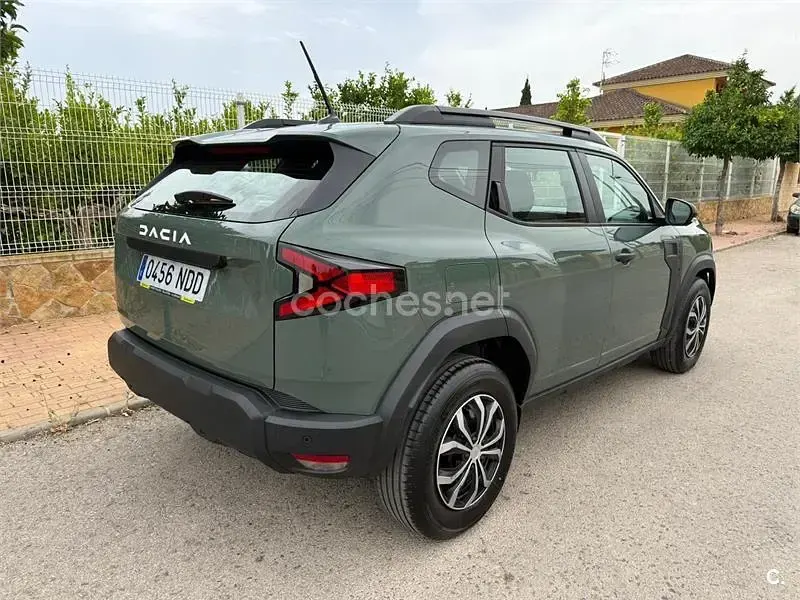 Usado Dacia Duster Essentiel 100 CV (73 kW) 2025 Verde SUV