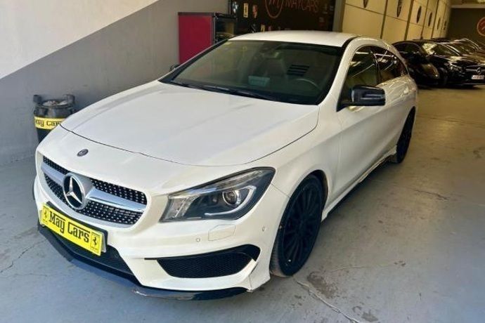 Usado Mercedes CLA220 177 CV (130 kW) 2016 Berlina