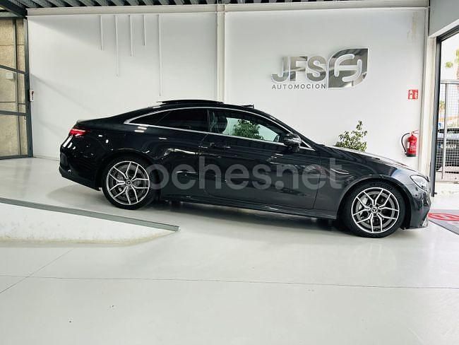 Usado Mercedes E220 AMG 194 CV (142 kW) 2021 Varios colores Coupe