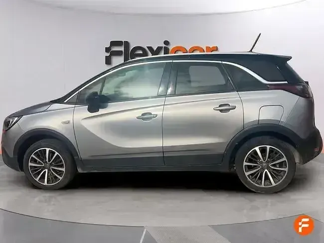 Usado Opel Crossland X Innovation 130 CV (95 kW) 2019 Gris SUV