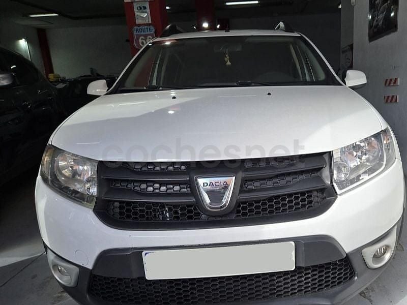 Usado Dacia Sandero Ambiance 73 CV (53 kW) 2017 Blanco Berlina