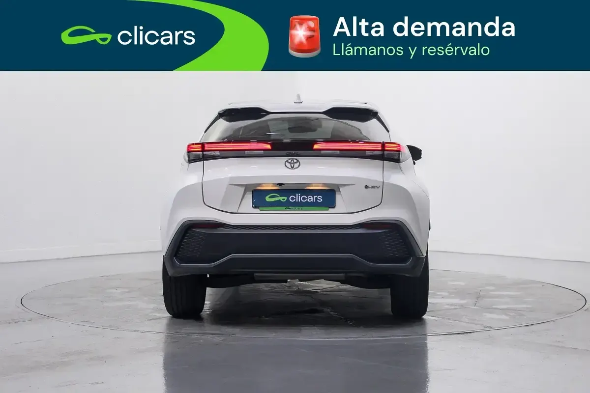 Usado Toyota C-HR Advance 184 CV (135 kW) 2024 Blanco SUV