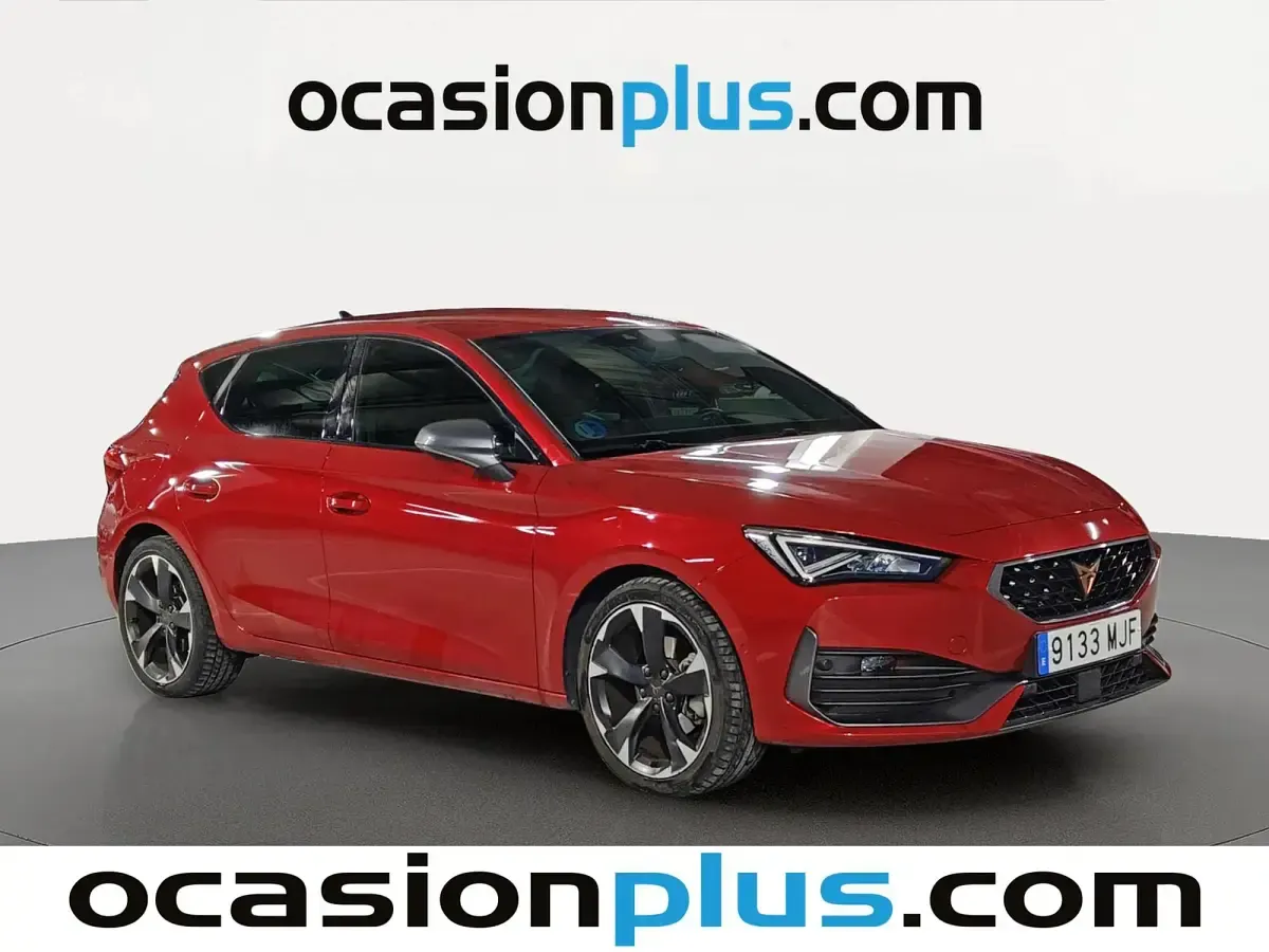 Usado Cupra Leon 150 CV (110 kW) 2023 Rojo Utilitario