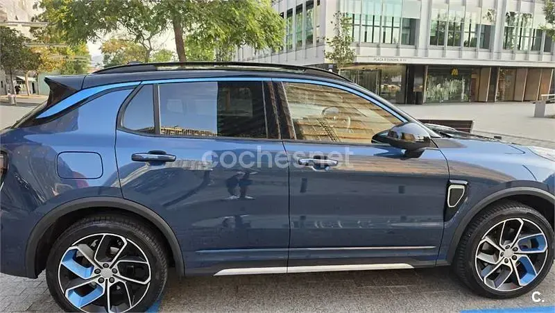 Usado Lynk & Co 01 261 CV (191 kW) 2023 Azul SUV