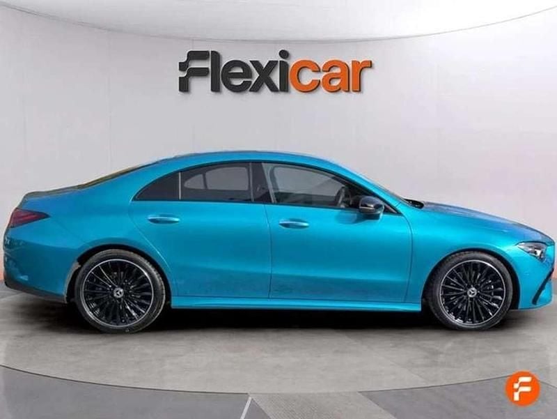 Usado Mercedes CLA220 190 CV (139 kW) 2025 Azul Berlina