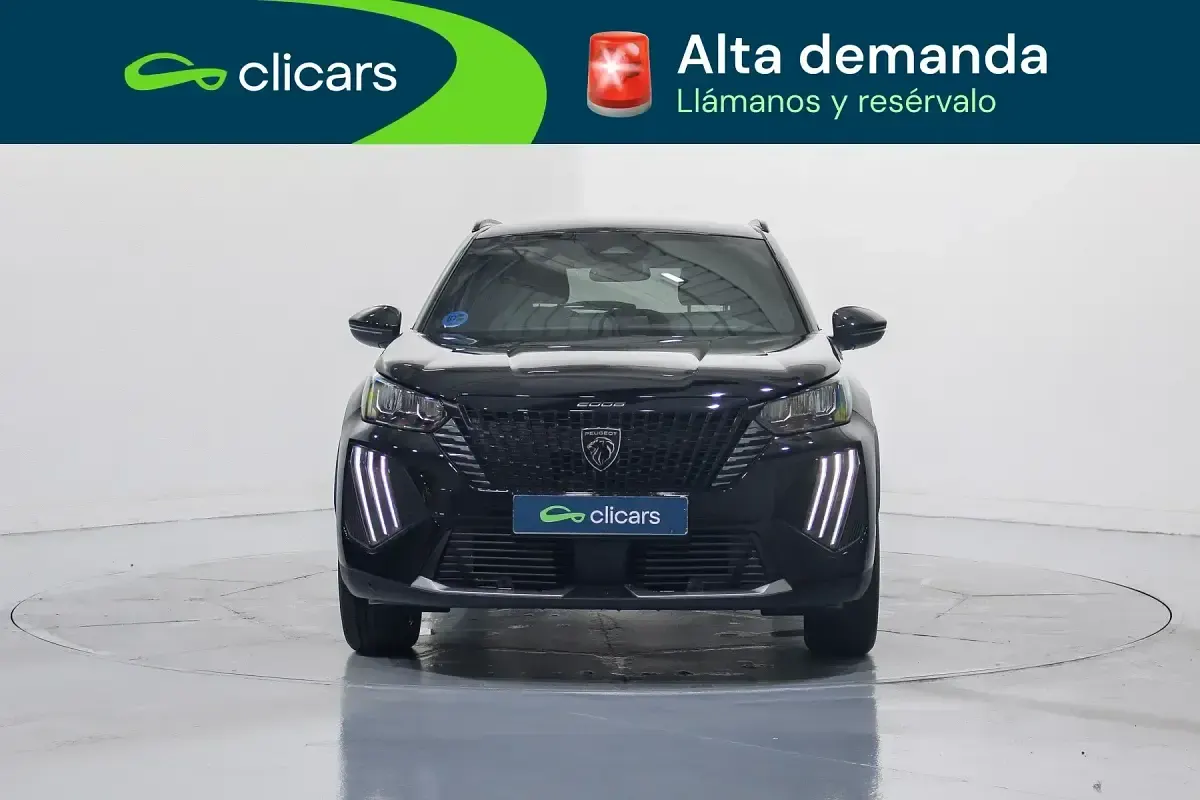 Usado Peugeot e-2008 Allure 114 kW (156 CV) 2025 Negro SUV