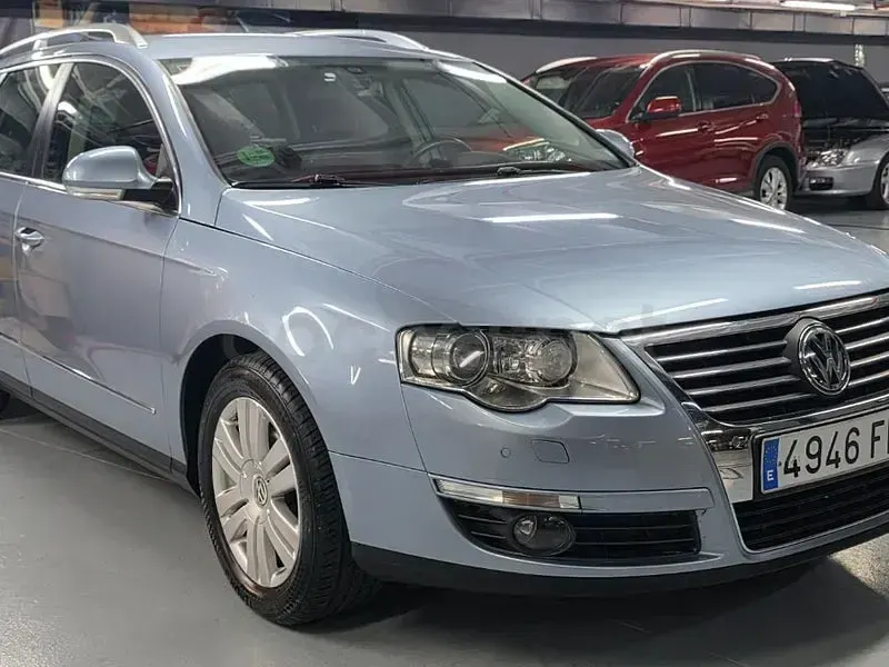 Usado VW Passat Highline 150 CV (110 kW) 2007 Azul Familiar