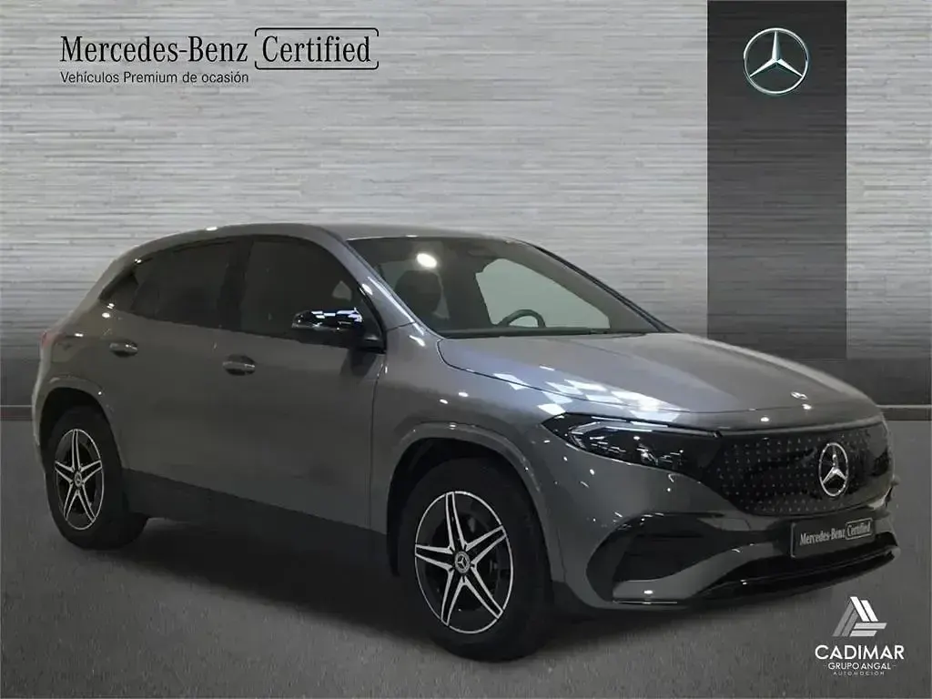 Usado Mercedes EQA250+ 139 kW (190 CV) 2025 Gris SUV