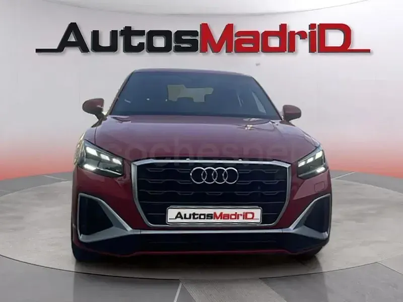 Usado Audi Q2 S-Line 150 CV (110 kW) 2024 Rojo SUV