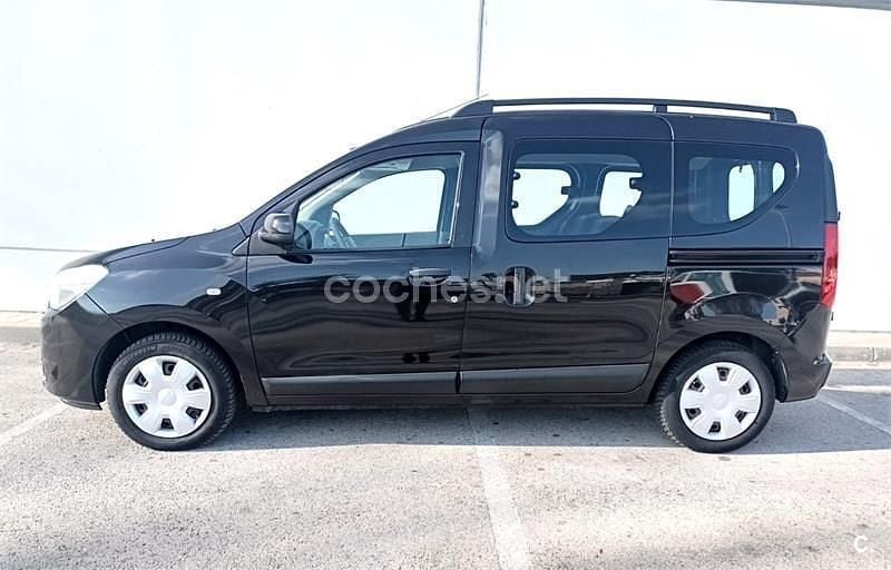 Usado Dacia Dokker 131 HP (96 kW) 2018 Preto Monovolume