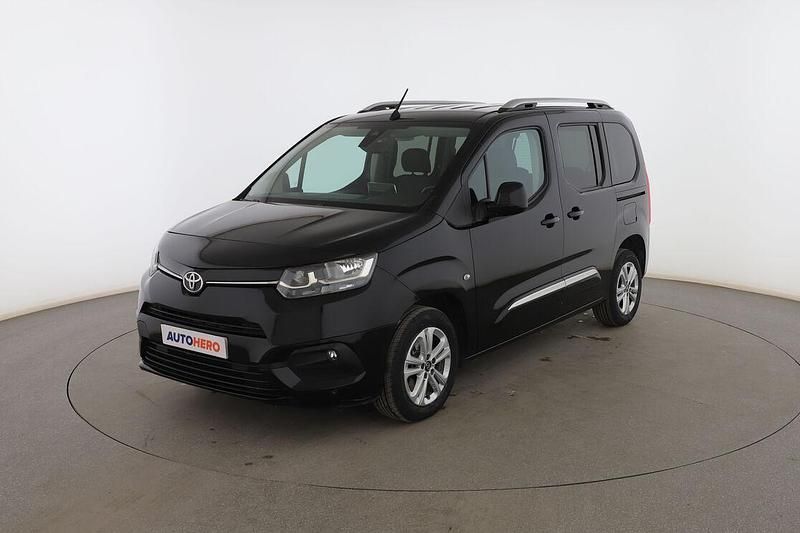 Negro Usado 2021 Toyota Proace Verso Advance Familiar | 22.999 € (Caro) - Imagen 1/3