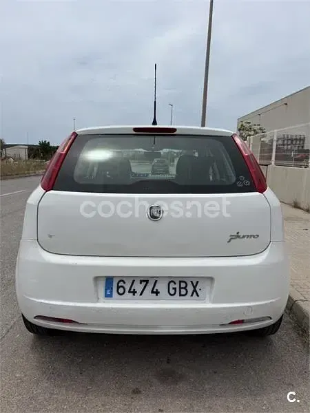 Usado Fiat Grande Punto Active 77 CV (56 kW) 2008 Blanco Utilitario