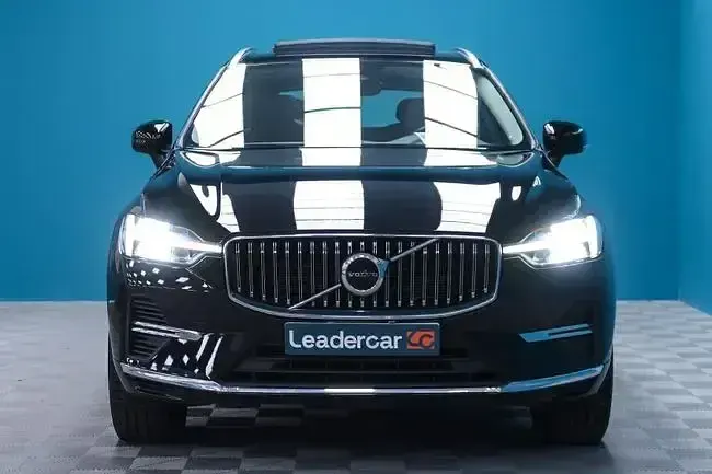 Usado Volvo XC60 Inscription 351 CV (258 kW) 2022 Negro SUV