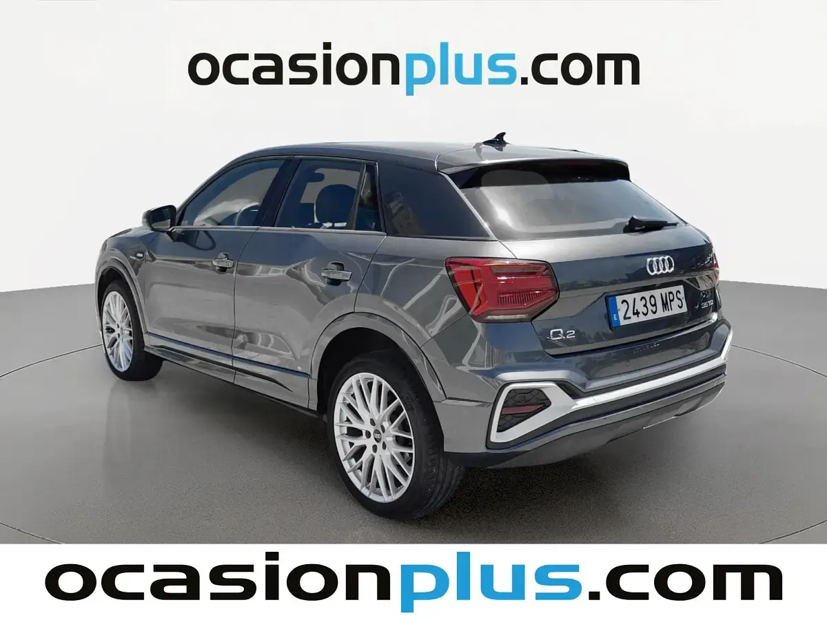 Usado Audi Q2 S-Line 150 CV (110 kW) 2024 Gris SUV