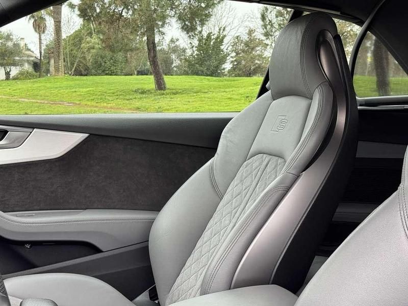 Usado Audi S5 Cabriolet Ambiente 354 CV (260 kW) 2020 Gris Descapotable