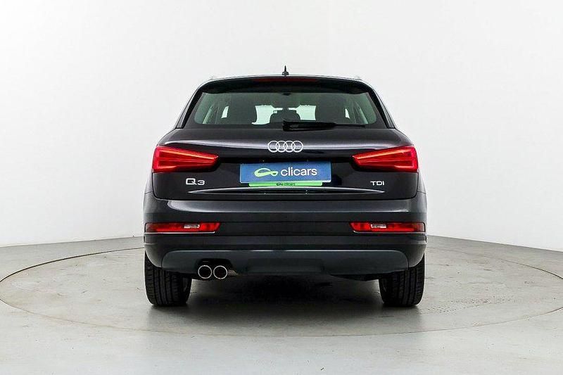 Usado Audi Q3 Sport 120 HP (88 kW) 2018 Preto SUV