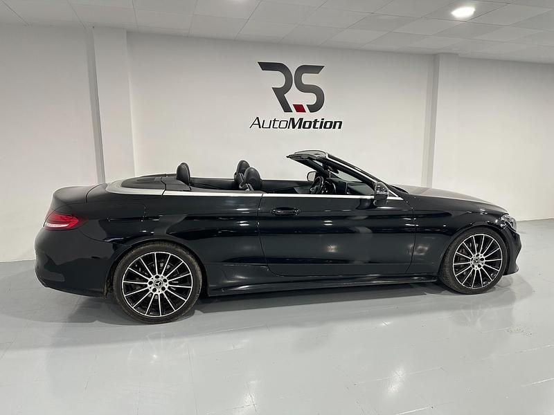 Usado Mercedes C220 170 CV (125 kW) 2016 Negro Descapotable