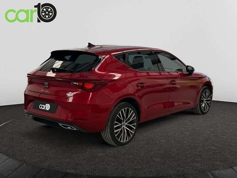 Usado Seat Leon FR 204 CV (150 kW) 2021 Rojo Berlina