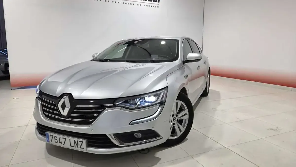 Usado Renault Talisman 150 CV (110 kW) 2021 Gris Berlina