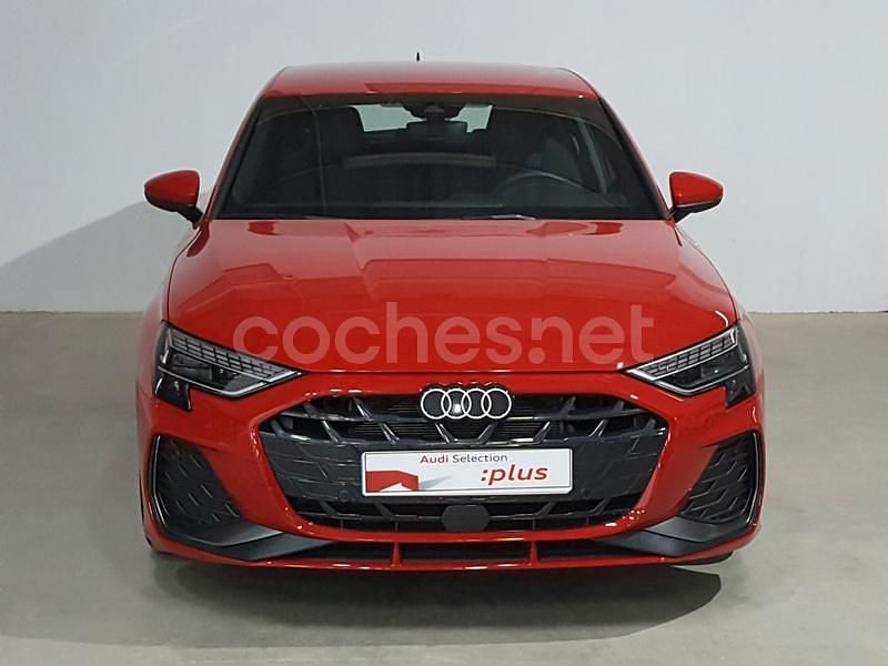 Nuevo Audi A3 S-Line 150 CV (110 kW) 2025 Rojo Berlina