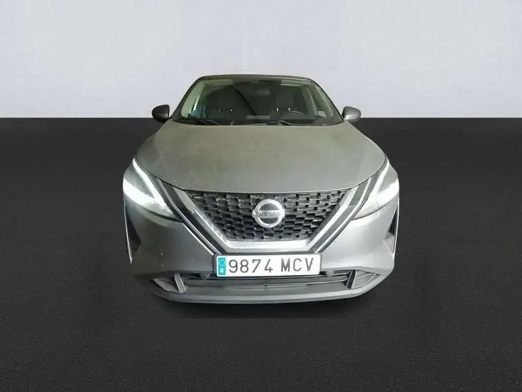Usado Nissan Qashqai Acenta 158 CV (116 kW) 2022 Gris SUV