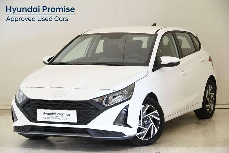Blanco Usado 2024 Hyundai i20 Utilitario | 13.890 € (Buen precio) - Imagen 1/4