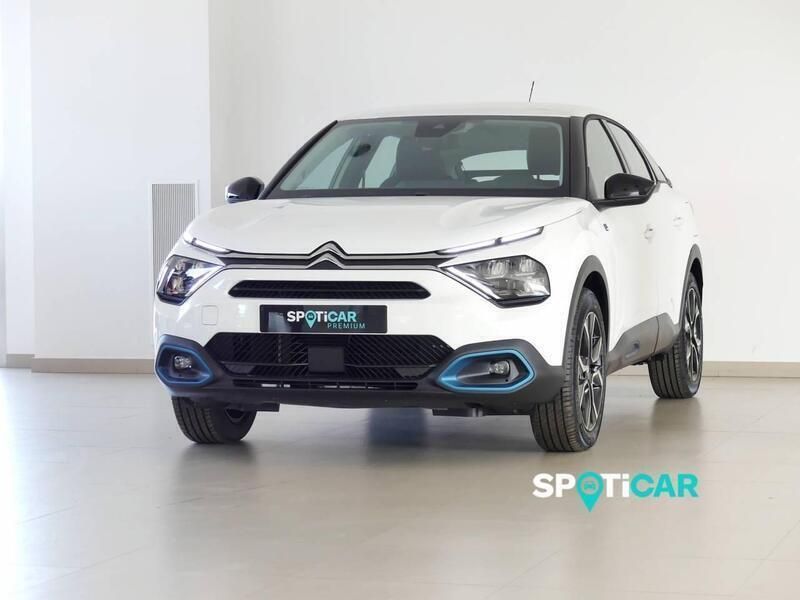 Blanco Usado 2023 Citroën e-C4 Shine Berlina | 38.894 € - Imagen 1/3