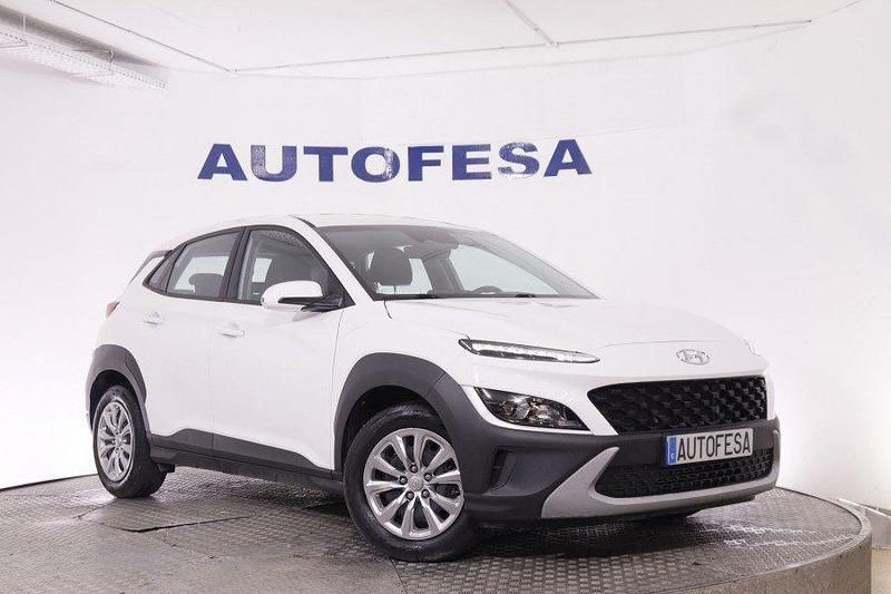 Usado Hyundai Kona 120 CV (88 kW) 2021 Blanco SUV