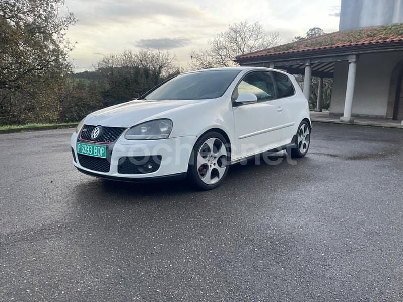 Usado VW Golf V GTI 200 CV (147 kW) 2007 Blanco Berlina