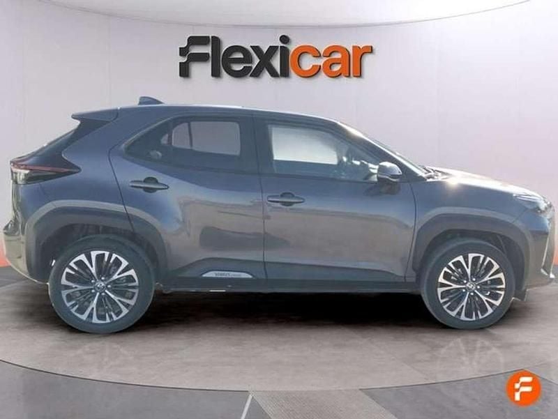 Usado Toyota Yaris Cross Active 116 CV (85 kW) 2021 Gris SUV