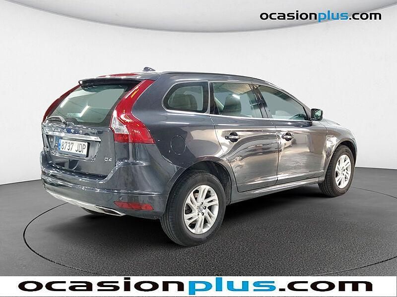 Usado Volvo XC60 Momentum 181 CV (133 kW) 2015 Gris SUV