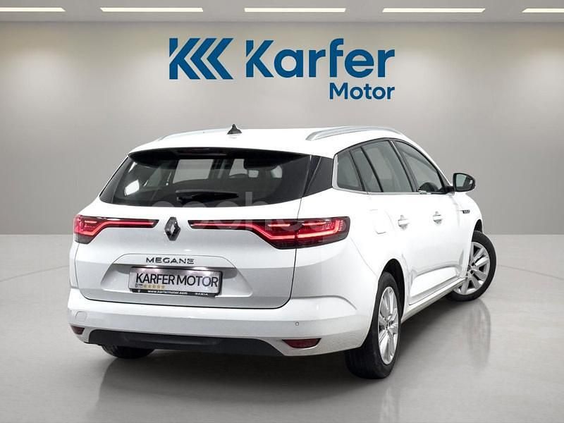 Usado Renault Mégane GrandTour Business 115 CV (84 kW) 2021 Blanco Familiar