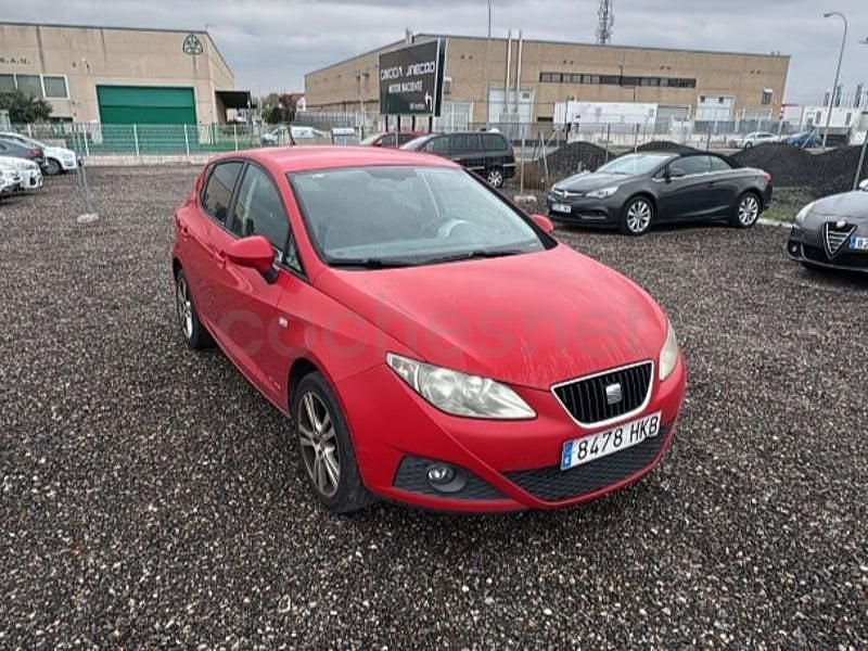 Usado Seat Ibiza Copa 90 CV (66 kW) 2012 Rojo Berlina
