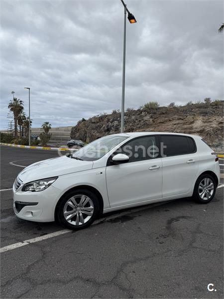 Blanco Usado 2016 Peugeot 308 Active Berlina | 10.000 € (Un poco caro) - Imagen 1/4