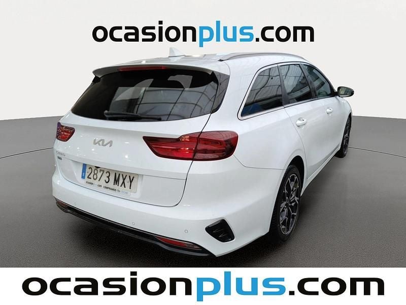 Usado Kia Ceed Style 100 CV (73 kW) 2025 Blanco Utilitario