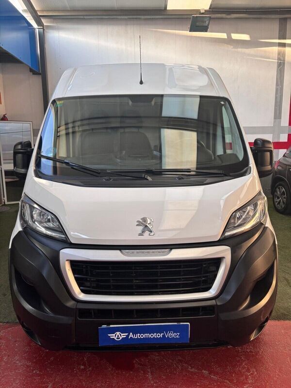 Blanco Usado 2019 Peugeot Boxer Van | 15.900 € (Precio justo) - Imagen 1/3