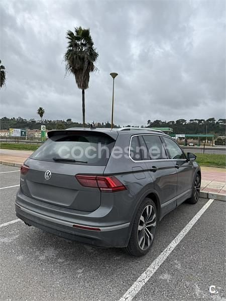 Usado VW Tiguan R-line 150 CV (110 kW) 2020 Gris / plata SUV