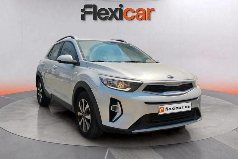Blanco Usado 2021 Kia Stonic GT-Line SUV | 14.490 € (Precio justo) - Imagen 1/4