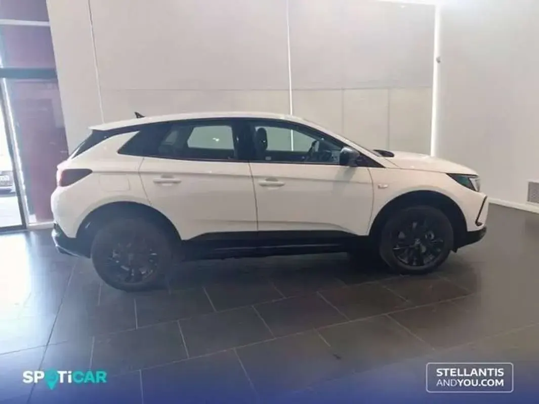 Usado Opel Grandland X S 224 CV (164 kW) 2024 Blanco SUV